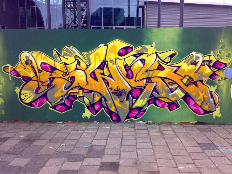 Красочные граффити