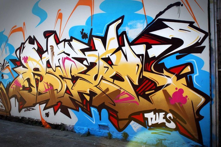 Яркие граффити