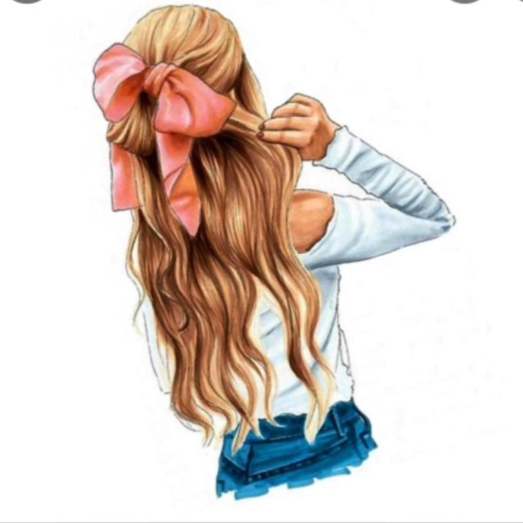 Девочка с бантиком со спины