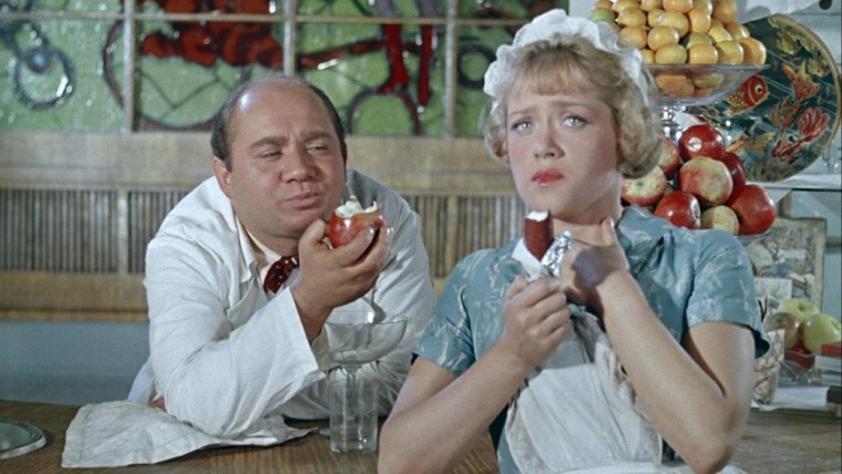 Алиса Фрейндлих полосатый рейс