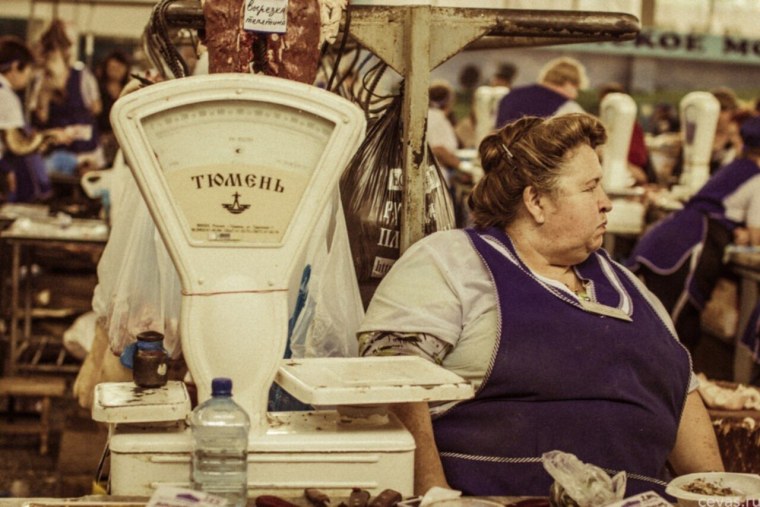 Советская продавщица на рынке