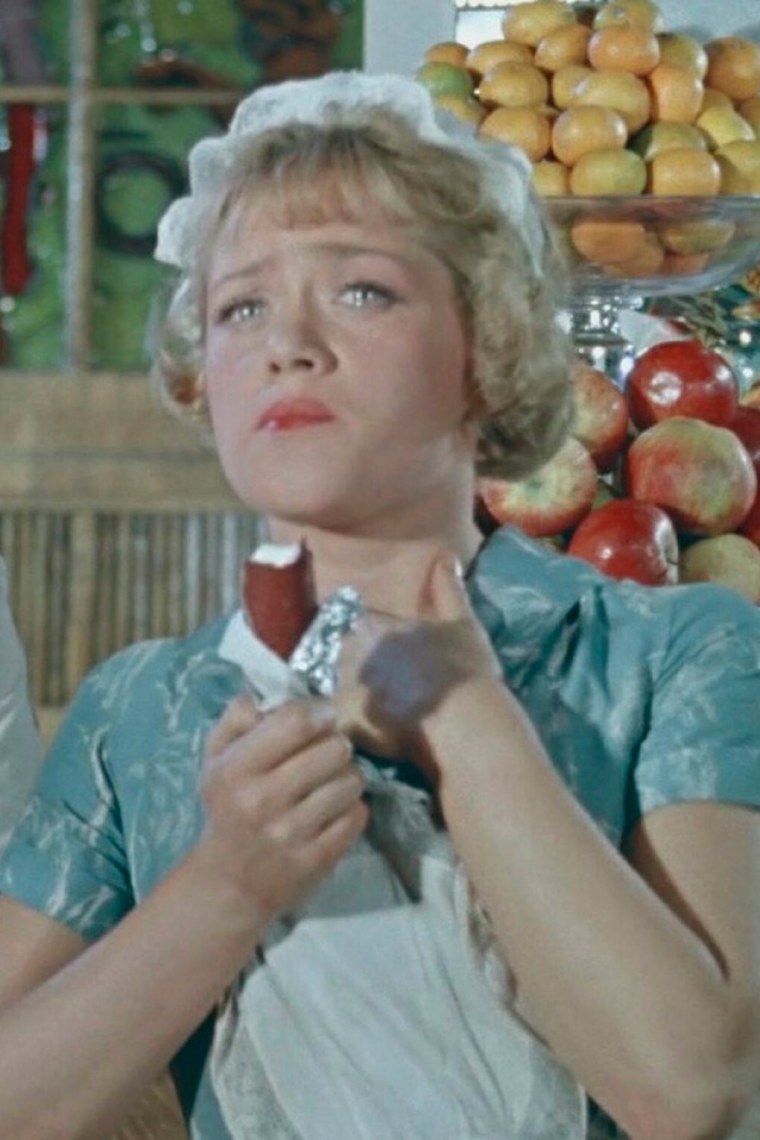 Алиса Фрейндлих полосатый рейс