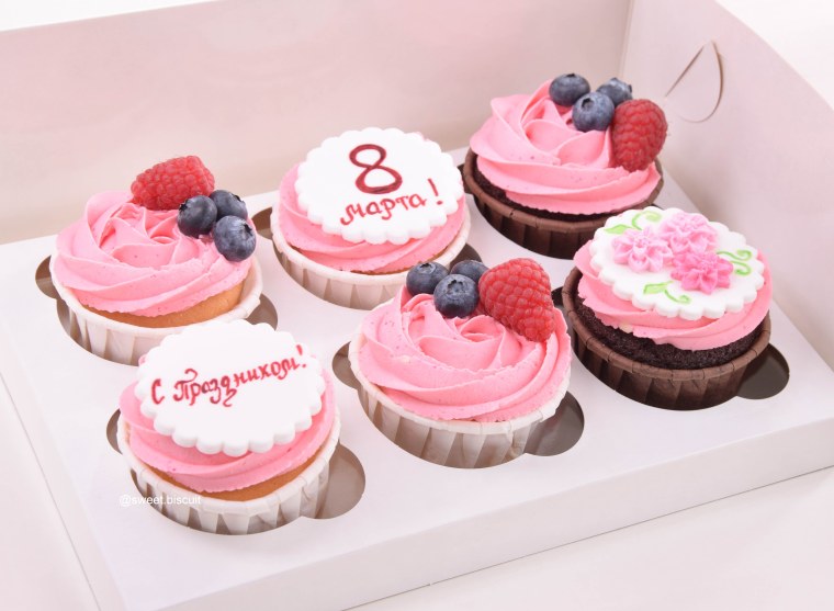 Пирожные на 8 марта