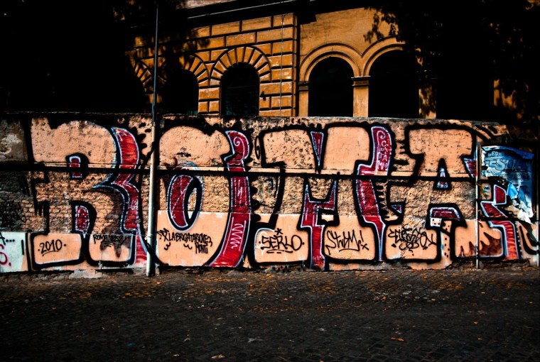 Граффити Рома