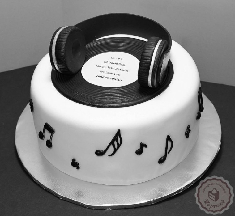 Торт для диджея