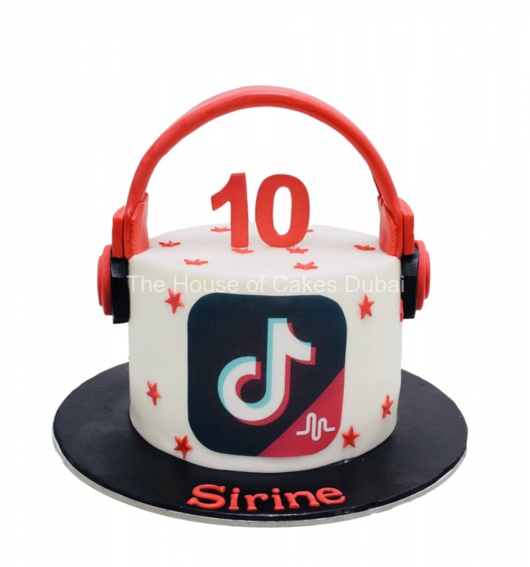 Торт тик ток