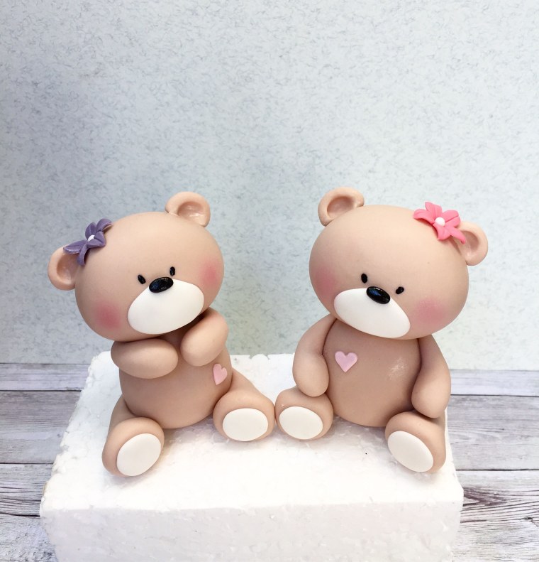 Медведь из мастики