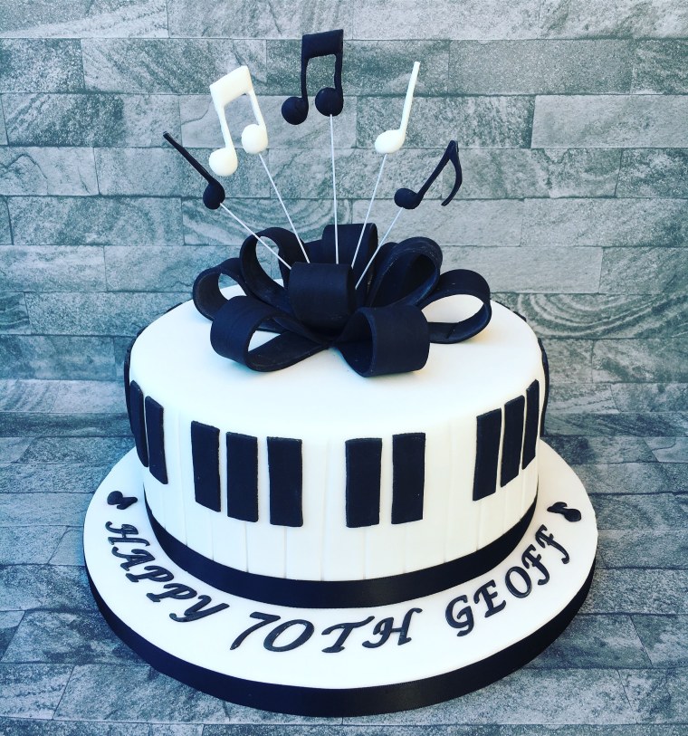 Торт для музыканта