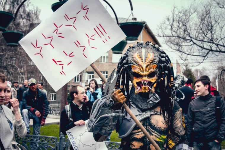 Надпись на языке хищника