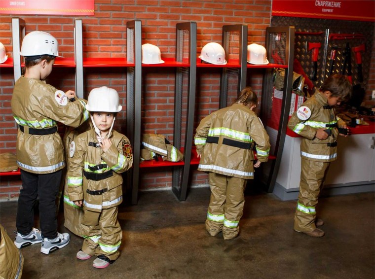 Авиапарк город профессий Кидзания