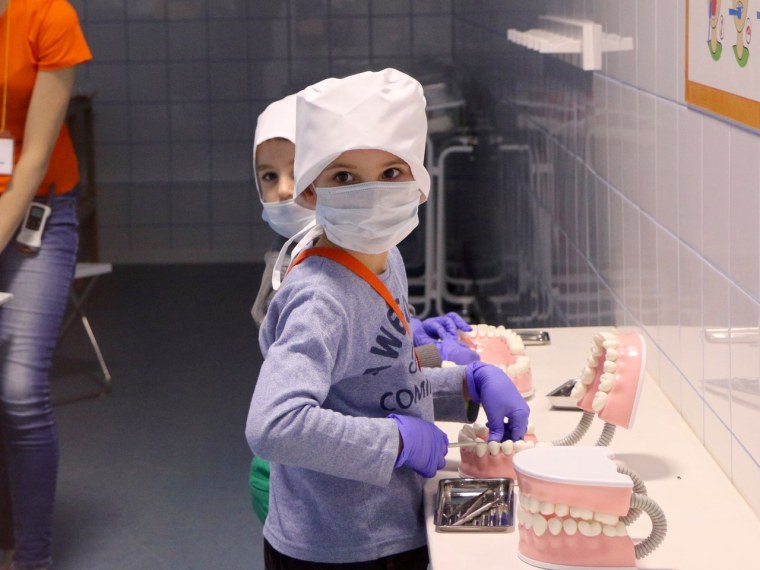 Кидзания в меге белая дача