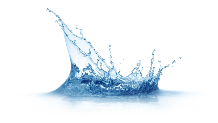 Брызги воды на белом фоне