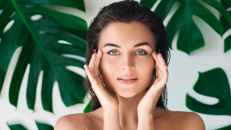 Красивое лицо