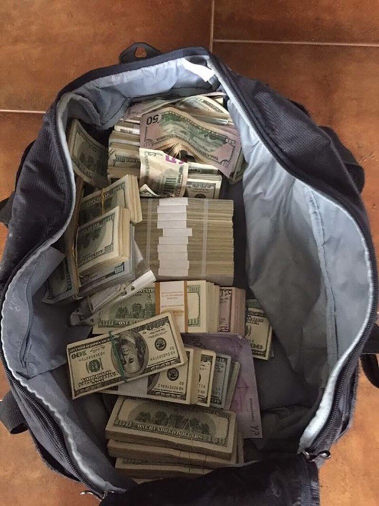 Сумка с долларами