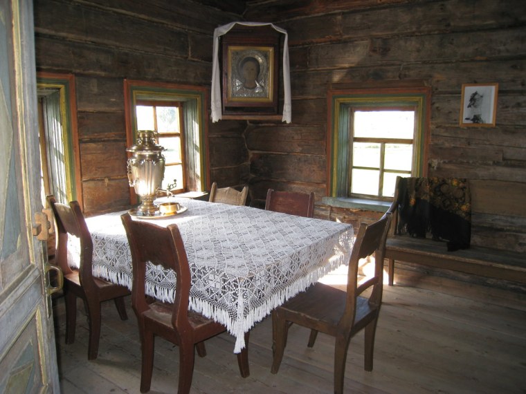 Русская изба Горница