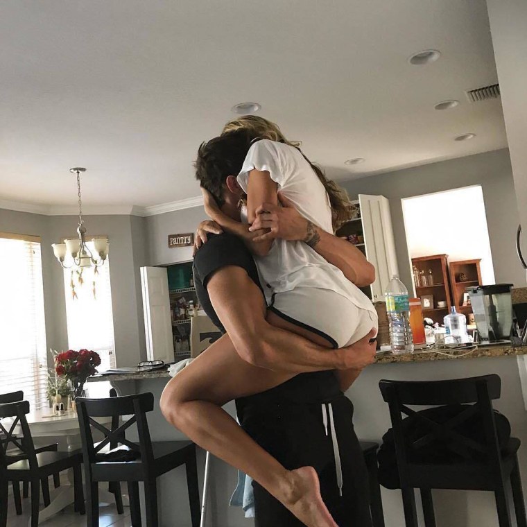 Левушка запругныла на парня