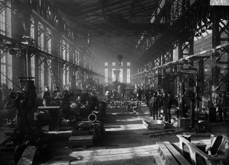 Индустриализация в СССР заводы и фабрики