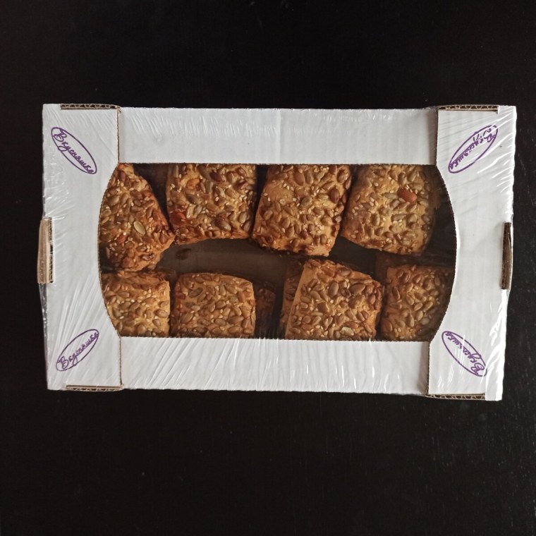 Печенье с семечками и орехами