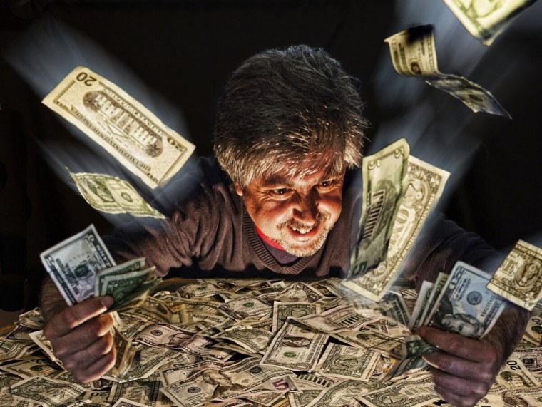 Алчная самка