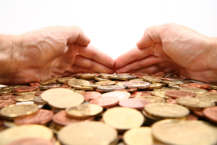 Жадность к деньгам картинки