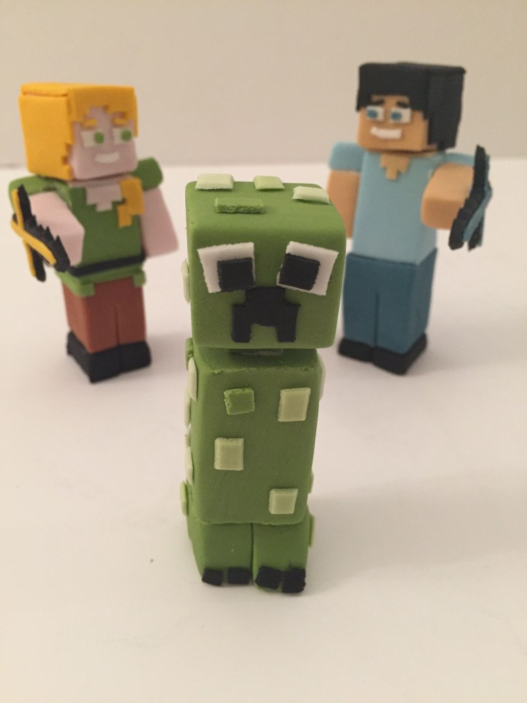 Торт майнкрафт Стив и Алекс