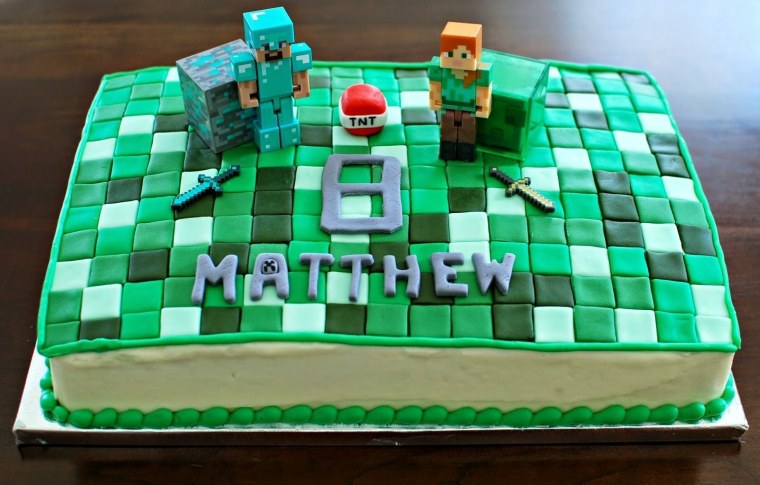Торт LEGO майнкрафт