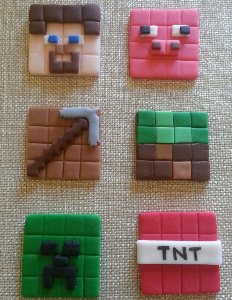Мастичные фигурки из МАЙНКРАФТА
