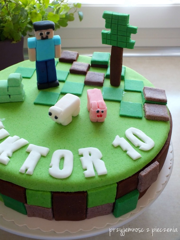 Мастичный торт МАЙНКРАФ