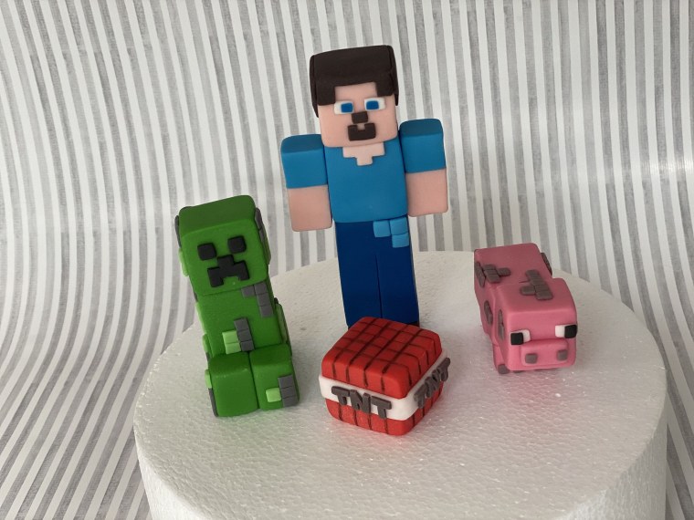 Персонажи майнкрафт из мастики