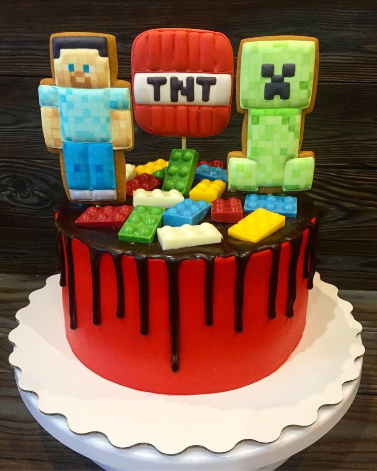 Торт с МАЙНКРАФТОМ