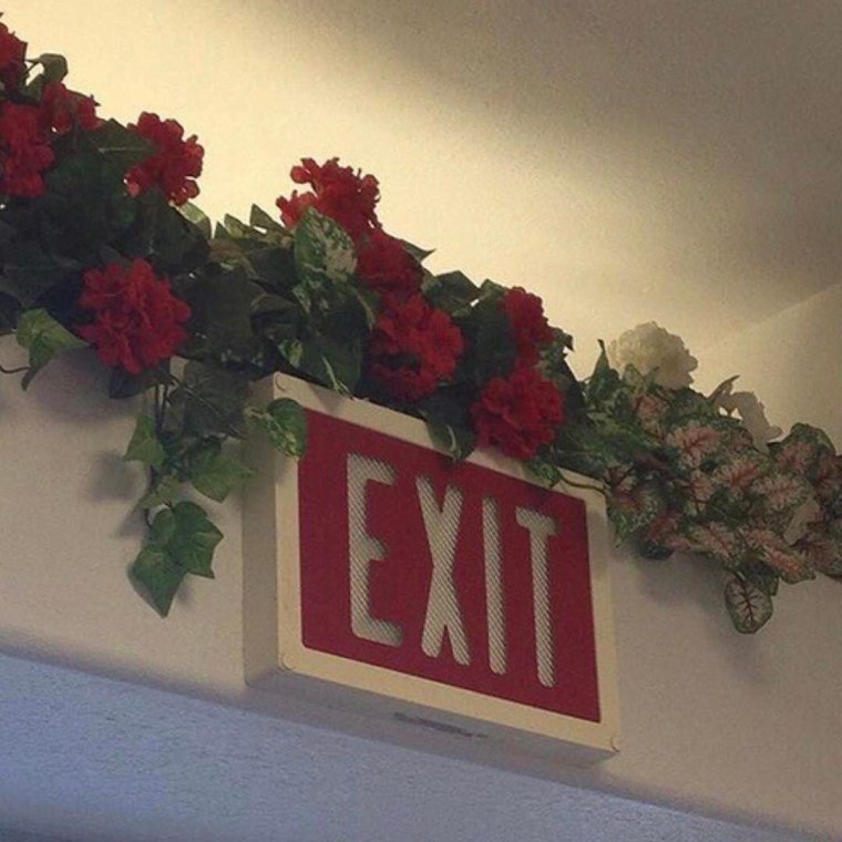 Эстетика красного и белого