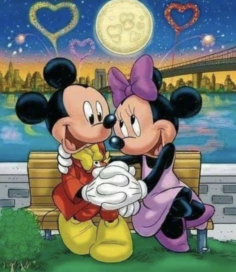 Уолт Дисней и Микки Маус