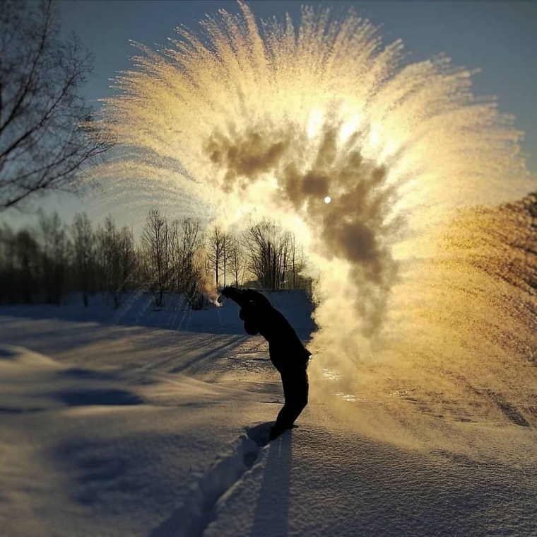 Кипяток на морозе