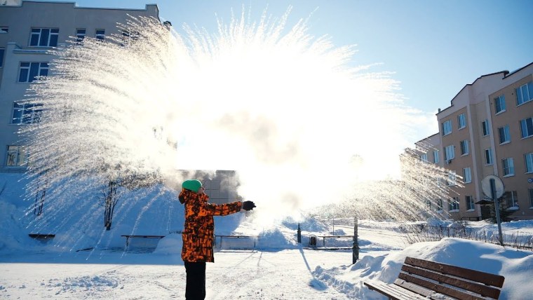 ЧЕЛЛЕНДЖ С кипятком на морозе