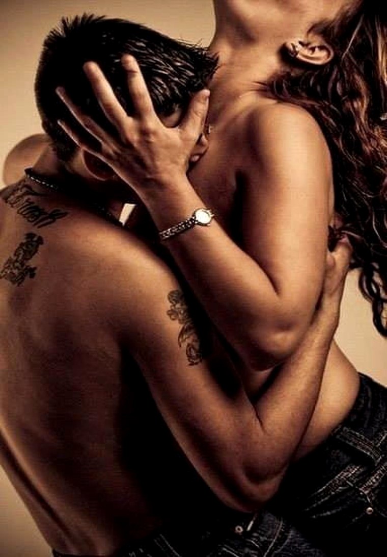 Мужчина и женщина страсть