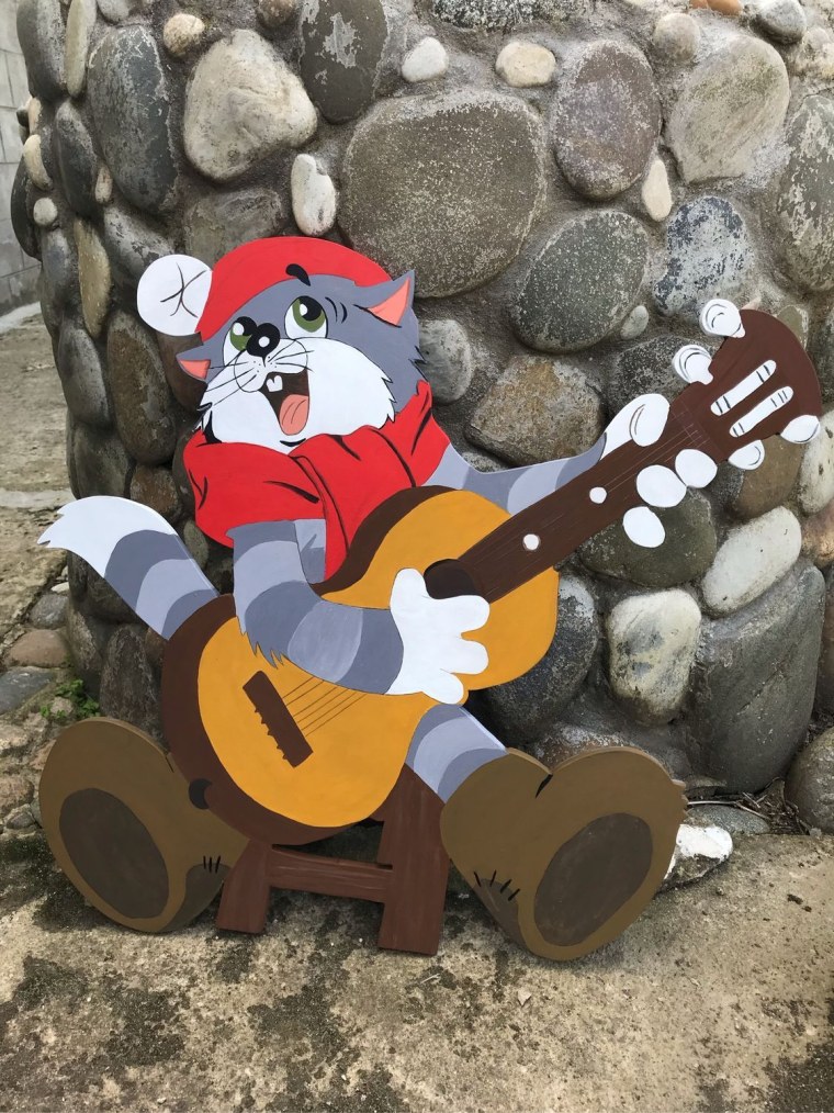 Матроскин с гитарой