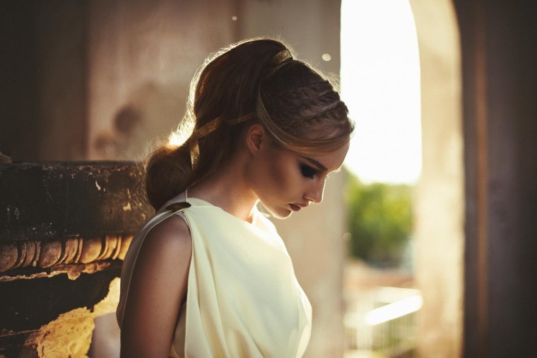 Кротость девушка