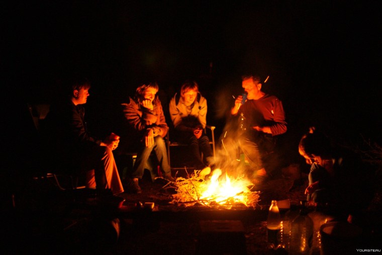 Около костра