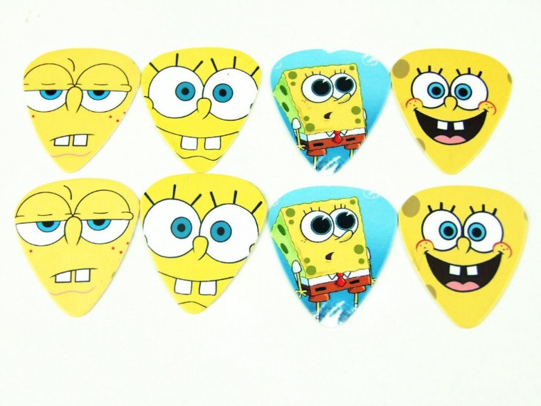 Буквы в стиле Спанч Боба