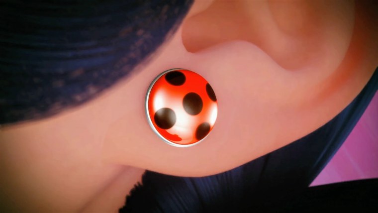 Сережки леди баг