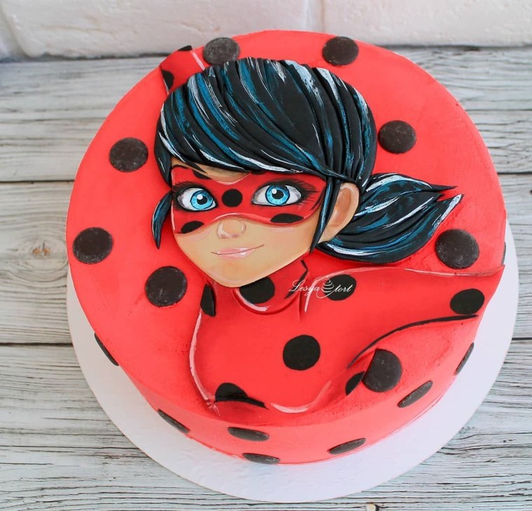 Торт леди леди баг
