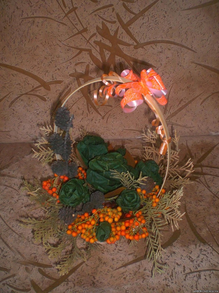 Икебана из природного материала в садик