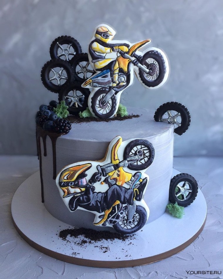 Торт с мотоциклом для мальчика