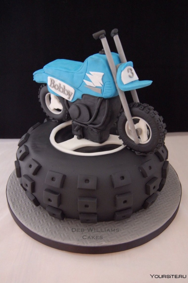 Торт с «мотоциклом»
