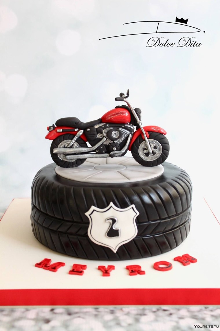Торт с мотоциклом для мужчин