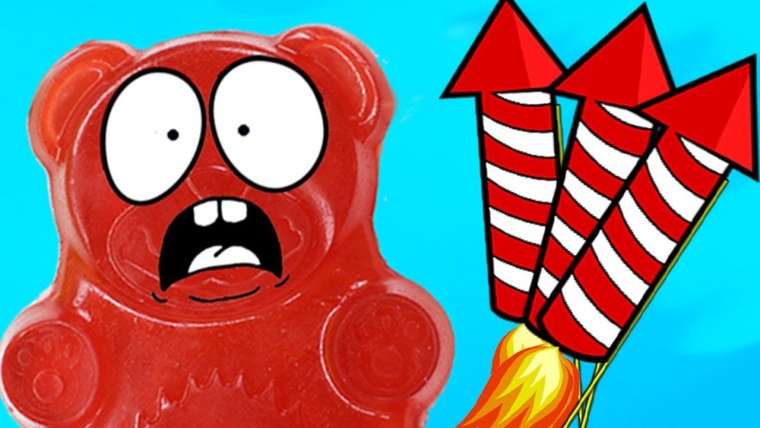 Познаватель и ЖЕЛЕЙНЫЙ медведь Валера