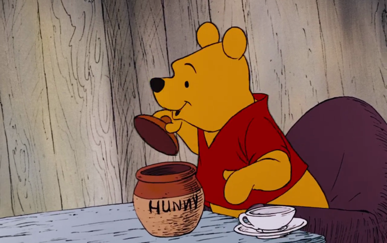 Винни пух с горшочком меда Дисней