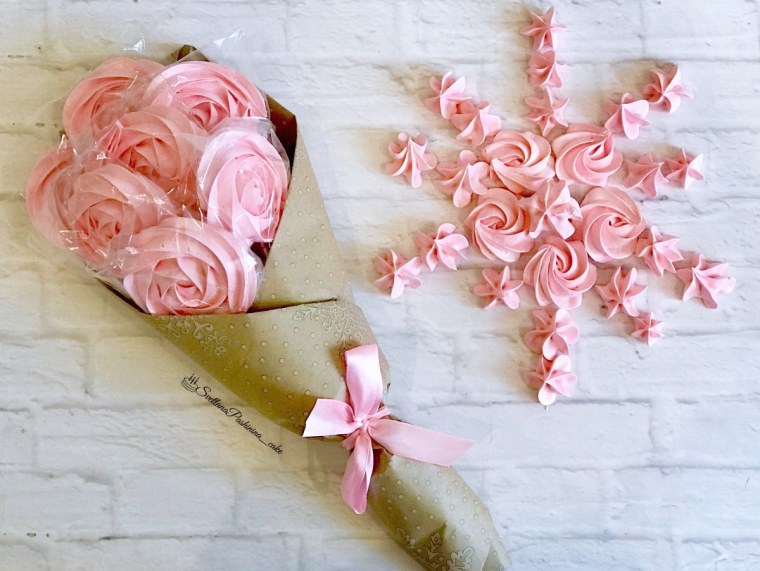 Цветочные букеты из меренги