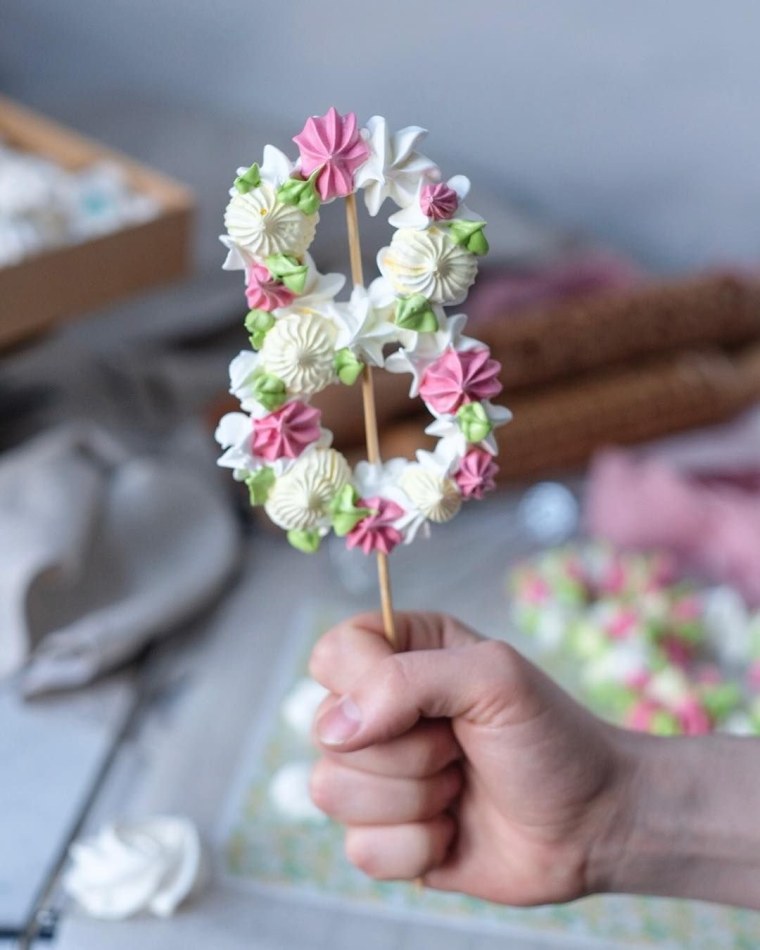 Меренга восьмерка