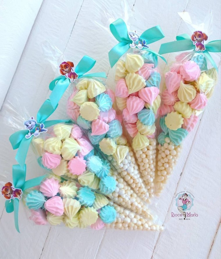 Букет из безе на палочке